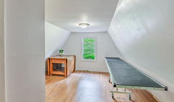 21 Hoadley Rd, Belmont, NH 03220