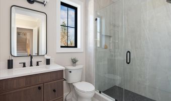 2929 N GREENCASTLE St, Arlington, VA 22207