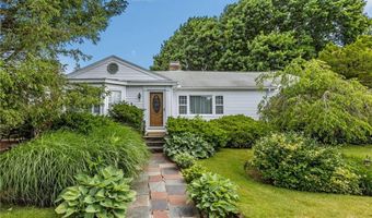 963 Hartford Ave, Johnston, RI 02919