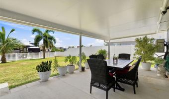 485 FLAMINGO Dr, Apollo Beach, FL 33572