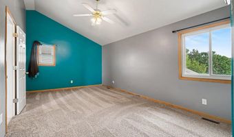 915 Kansas Ave, Berthoud, CO 80513
