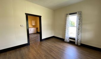 122 17th St, Bedford, IN 47421