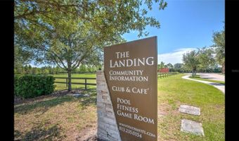 7401 PARADISO Dr, Apollo Beach, FL 33572
