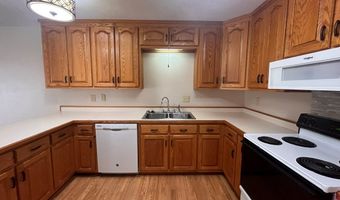 322 Ridgewood Dr, Beaver, WV 25813