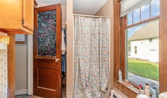 123 W End St, Alma, MI 48801