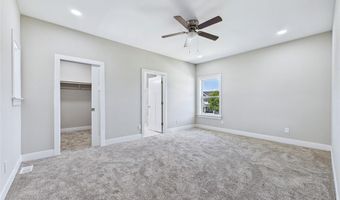 126 Woodland Hills Ct, Alton, IL 62002