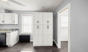 4 Orford St, North Providence, RI 02904