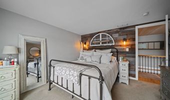 195 E Side Dr, Alton, NH 03809