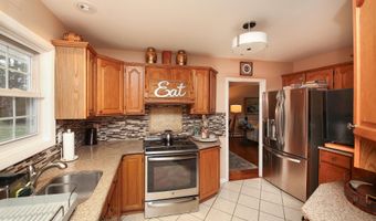 5 DETWEILER Ln, Ambler, PA 19002