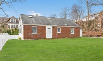 304 Valley Rd, Cos Cob, CT 06807