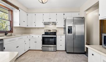 E5108 W WILSON Road, Algoma, WI 54201