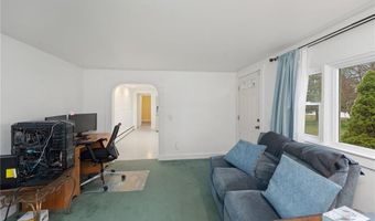 1737 Wampanoag Trl, Barrington, RI 02806