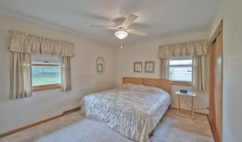 333 S 2nd St E, Aurora, MN 55705