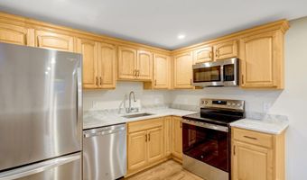 110 WISE St S 1, Arlington, VA 22204