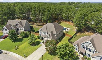 107 Walkabout Dr, Aberdeen, NC 28315