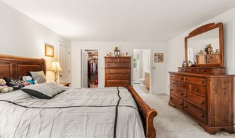 9 Candlewood Dr, Amherst, NH 03031