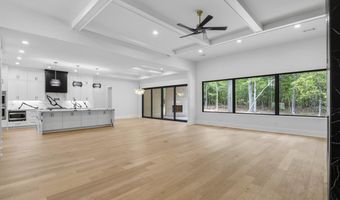 1054 Sungate Dr, Alexander, AR 72002