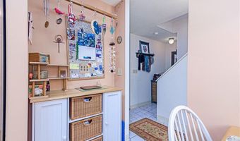 66 Girard Ave 322, Newport, RI 02840