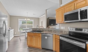 917 Leyland Dr, Albertville, AL 35950