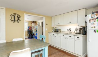 330 Chestnut Hill Rd, Colchester, CT 06415