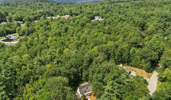 20 Juniper Dr, Amherst, NH 03031
