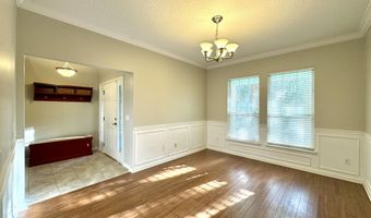 900 PARADISE Ln, Atlantic Beach, FL 32233