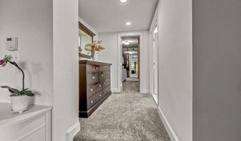 43079 LAGO GALLERIE Ct, Ashburn, VA 20148
