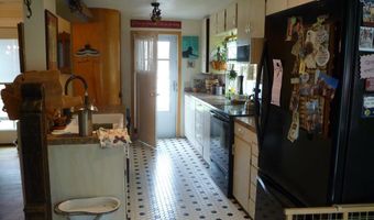 748 Falls Ave, American Falls, ID 83211