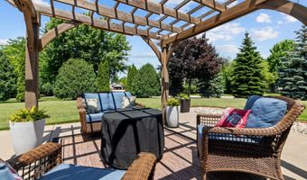 W5982 STRAWFLOWER Drive, Appleton, WI 54915