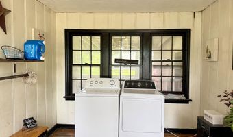 600 E Pearl St, Aurora, MO 65605