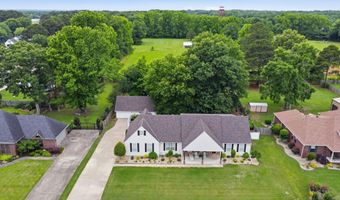 305 Brandon Dr, Beebe, AR 72012