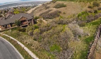 367 E HIDDEN LAKE Dr, Bountiful, UT 84010