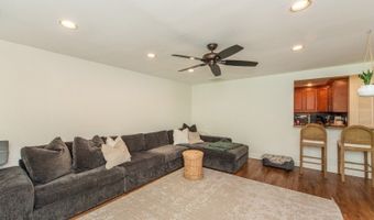 18 Evergreen Dr, Bayonne, NJ 07035