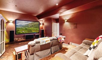 16428 Sunset Heights Dr, Bigfork, MT 59911