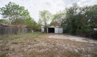 504 E 5th St, Alice, TX 78332