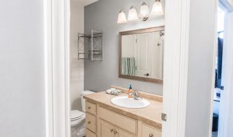 4801 N BENVIEW Ct, Appleton, WI 54913