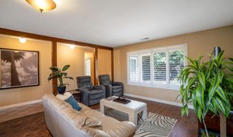 2826 Calle De Malibu, Escondido, CA 92029