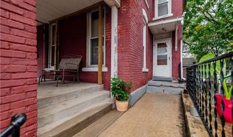 212 N 9th St, Atchison, KS 66002