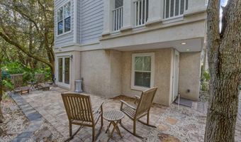 50 BEACH COTTAGE Ln, Atlantic Beach, FL 32233