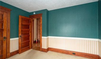 13522 North Rd, Alden, NY 14004