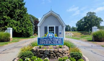 16 Amberwood Ct, Bourne, MA 02532