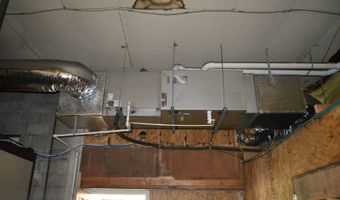 295 E. Walnut St, Albion, IL 62806