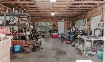 7937 Walnut Dr, Alvarado, TX 76009