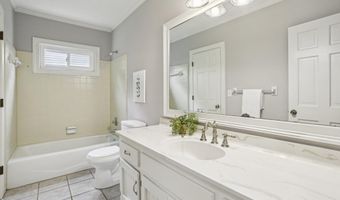 5354 Fox Hill Dr, Peachtree Corners, GA 30092