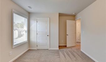 212 Station Overlook Dr, Auburn, GA 30011