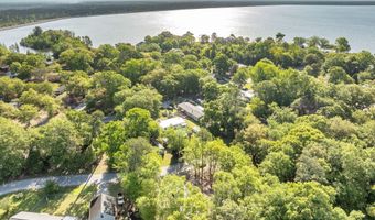 103 Bush Dr, Bonneau, SC 29431