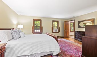 10 Candlewood Dr, Amherst, NH 03031