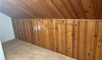 1015 Moneta Ave, Aurora, OH 44202