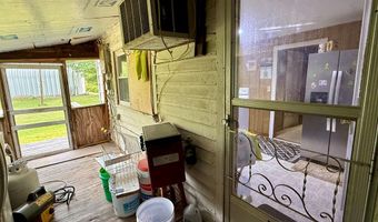 1408 Point Mason Rd, Big Sandy, TN 38221