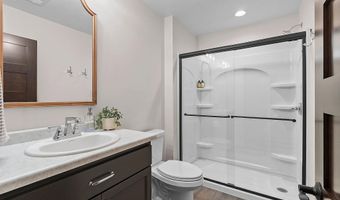 2066 W HERON Ln, Appleton, WI 54913